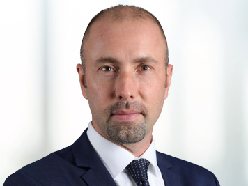 Marc Menard is an expert at advising Lebanese citizens.