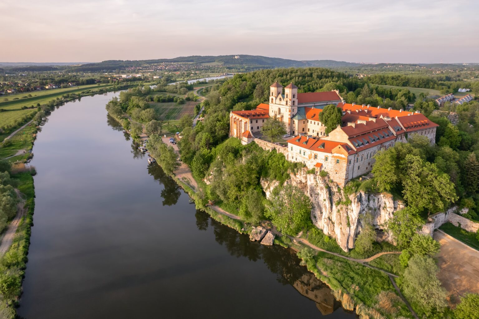 Benedictine,Abbey,In,Tyniec,Near,Krakow,,Poland.,Monastery,And,Church