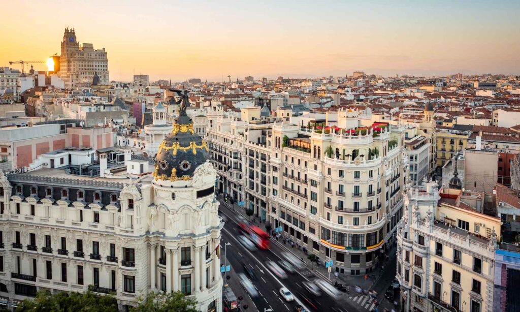 Onde se hospedar com um Golden Visa espanhol? Que tal Madri?