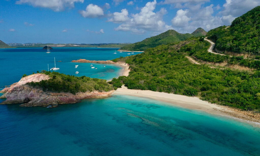Faites votre choix parmi les 365 plages d'Antigua.
