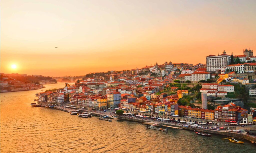 Fitch Ratings renforce le statut du visa d'or portugais.