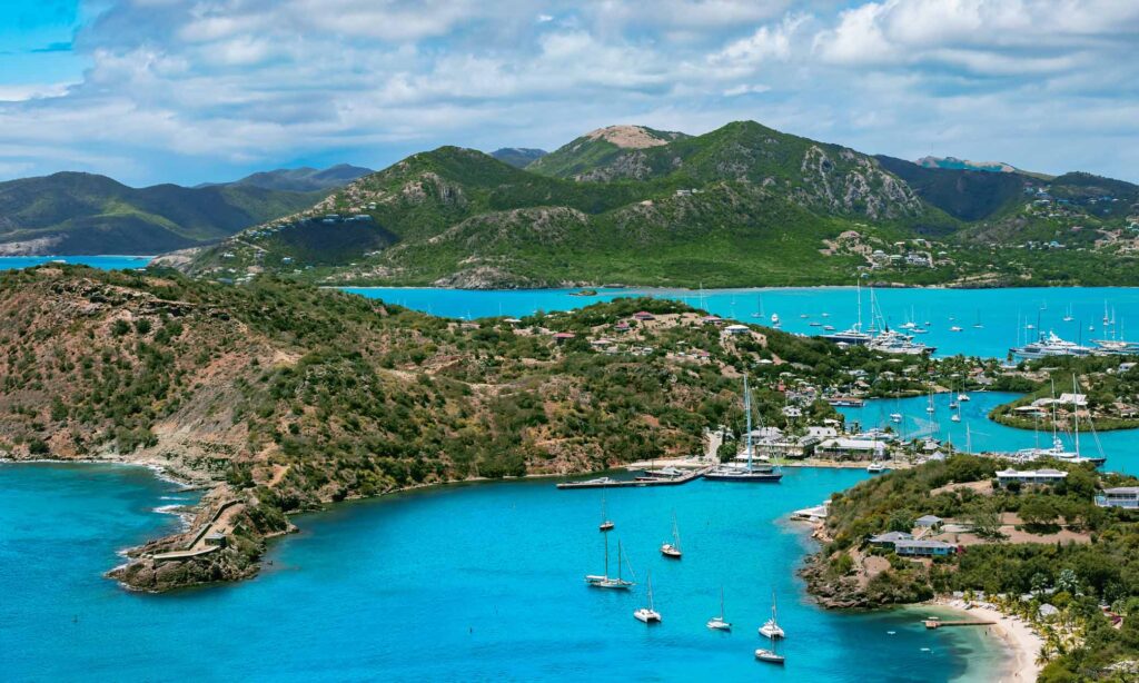 Where can you swear an oath of allegiance to Antigua and Barbuda?