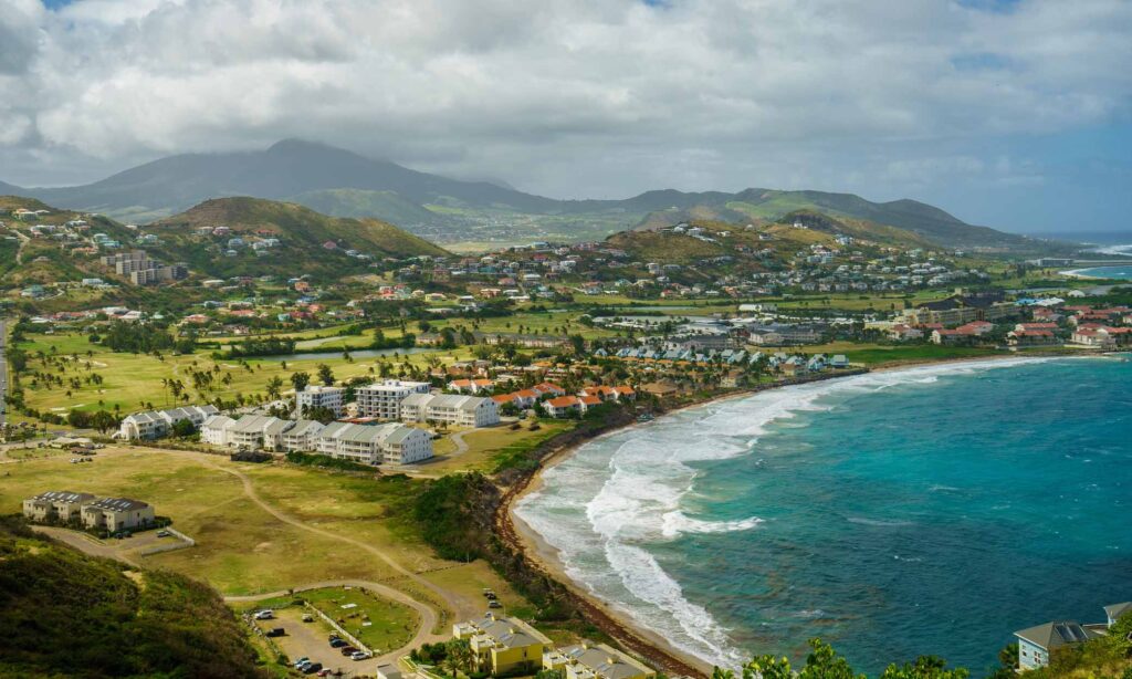 San Cristóbal y Nieves está en el Caribe Oriental.