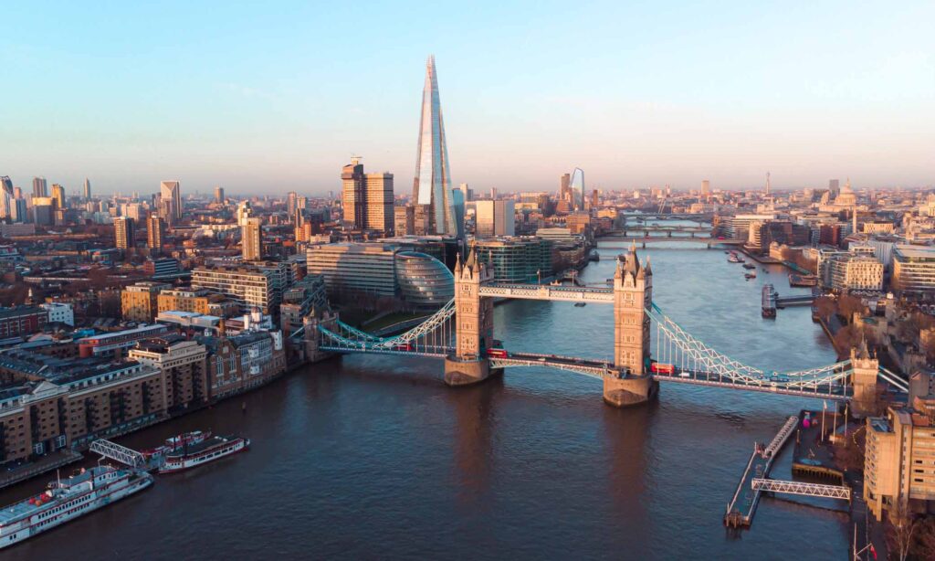 Londra, Birleşik Krallık'ın başkentidir.