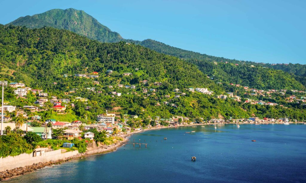 Dominica é um ponto de encontro para aposentados.