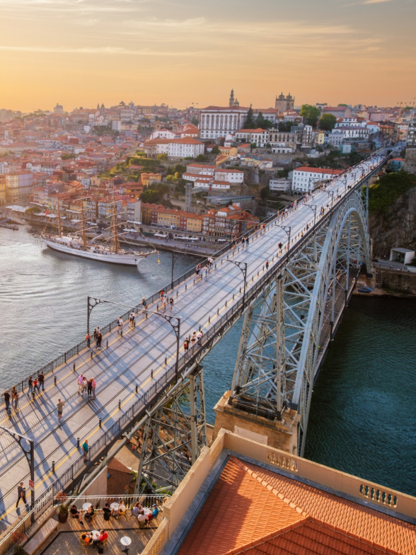 Portugal’s Citizenship Law Frozen: What Golden Visa Investors Need to Know Now